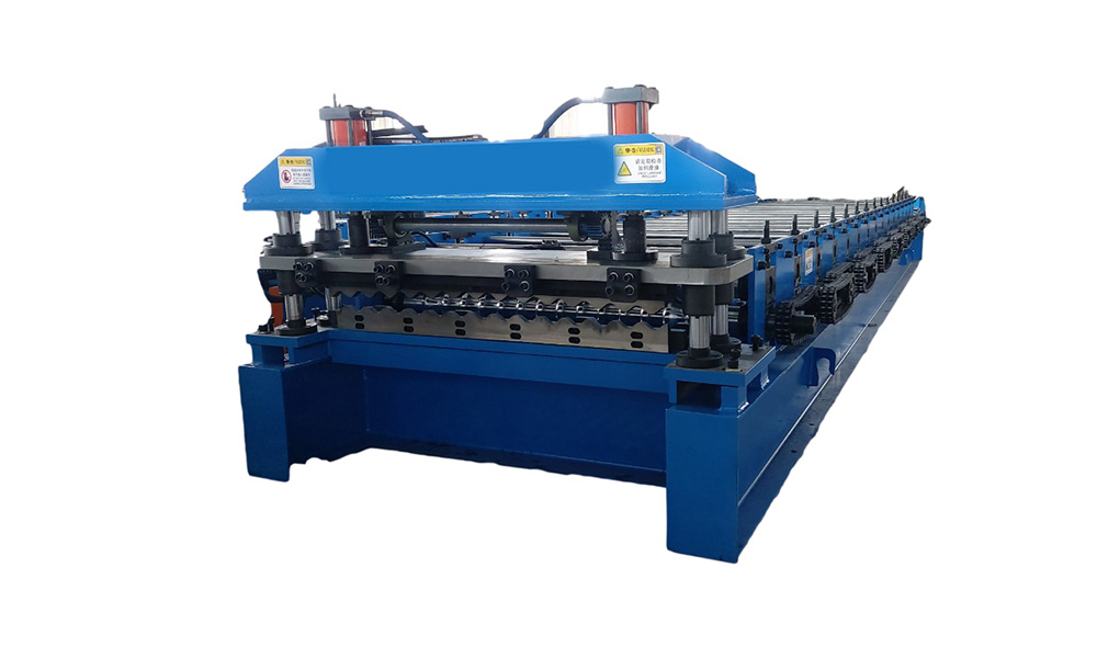 Corrugated roofing sheet making machine